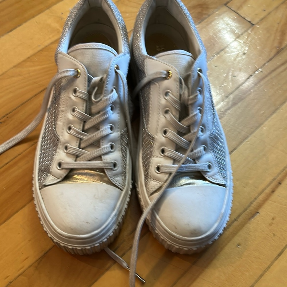 Michael Kors women’s Oscar sneaker size 7.5 M